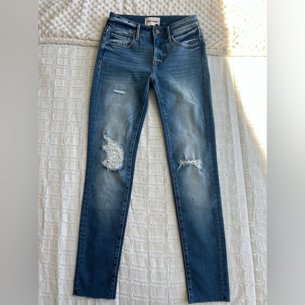 DRIFTWOOD Jackie Distressed Crocheted Patches Straight Jeans. Woman’s Size 24